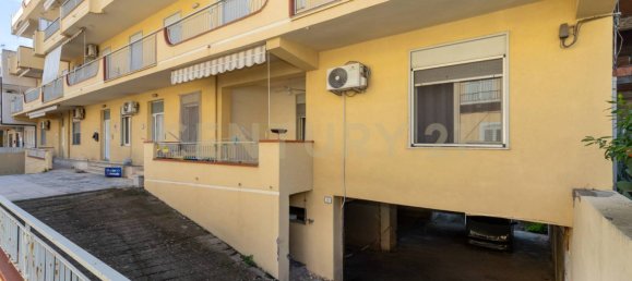 1 bedroom Apartment in Sant'Alessio Siculo, Italy No. 326564 4