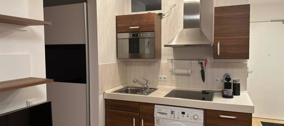 Studio in Munich, Germany No. 139615 3