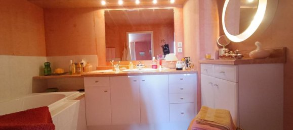 1 bedroom Apartment in Vendome, France No. 256268 9