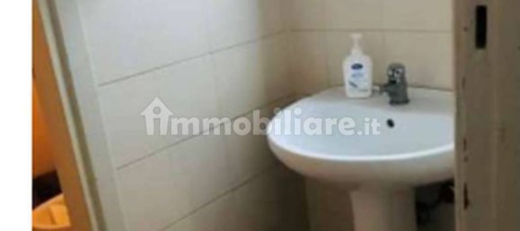 Imóvel comercial de 1 divisão em Palermo, Italy N.º 322812 10