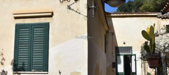 3 rooms House in Modica, Italy No. 229385 5