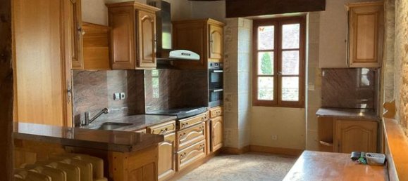 4 bedrooms Villa in Gourdon, France No. 300623 9