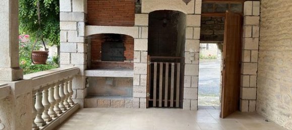 4 bedrooms Villa in Gourdon, France No. 300623 6