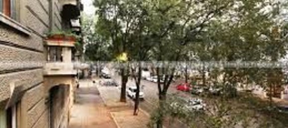 4 rooms Apartment in Milan, Italy No. 272347 2