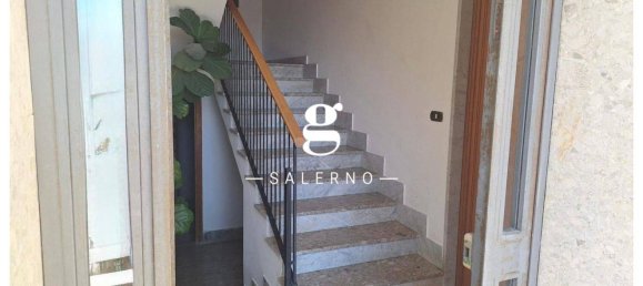 4 bedrooms Apartment in Salerno, Italy No. 280578 8