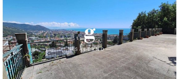 4 bedrooms Apartment in Salerno, Italy No. 280578 6
