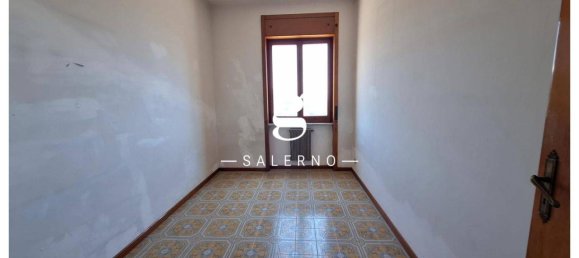 4 bedrooms Apartment in Salerno, Italy No. 280578 12