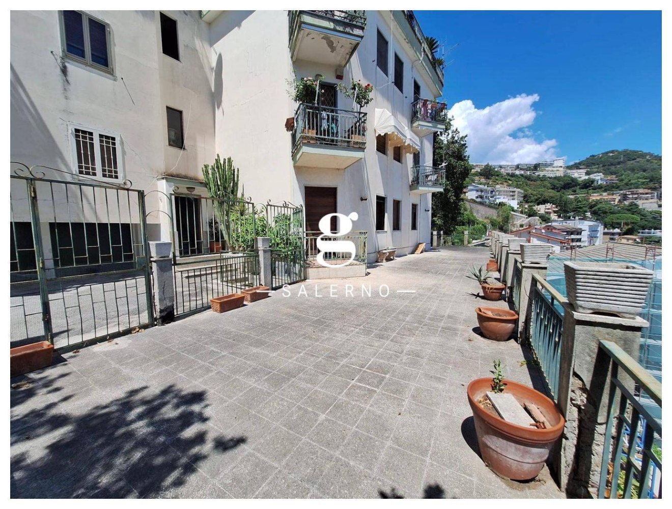 4 bedrooms Apartment in Salerno, Italy No. 280578