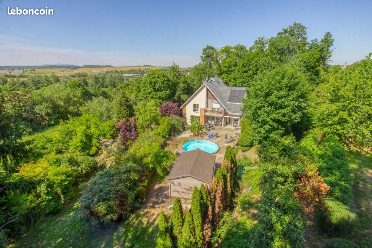 5 bedrooms Villa in Altkirch, France No. 241193