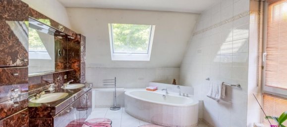 5 bedrooms Villa in Altkirch, France No. 241193 7