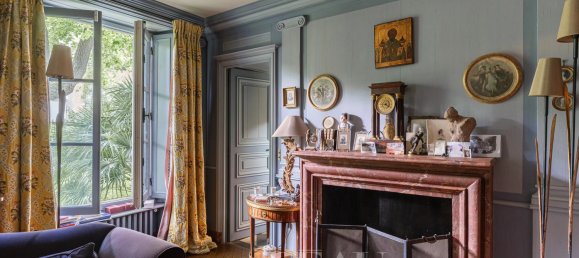 5 bedrooms House in Paris, France No. 139730 21