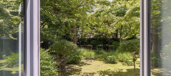 5 bedrooms House in Paris, France No. 139730 12