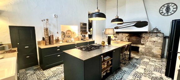 6 bedrooms House in Cellieu, France No. 63420 9