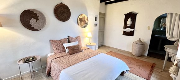 6 bedrooms House in Cellieu, France No. 63420 17