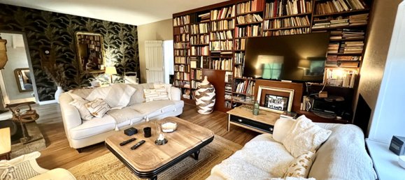 6 bedrooms House in Cellieu, France No. 63420 13