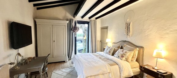 6 bedrooms House in Cellieu, France No. 63420 18