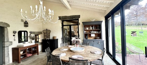 6 bedrooms House in Cellieu, France No. 63420 3