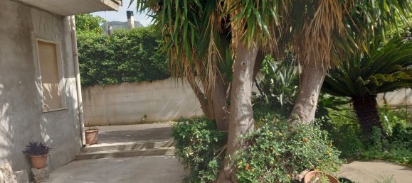 3-salle Appartement à Torrenova, Italy No. 71278 6