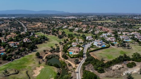 Casa de 4 dormitorios en Lagoa, Portugal No. 111069