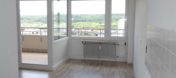 Квартира с 4 комнатами в Boblingen, Германия № 312425 3