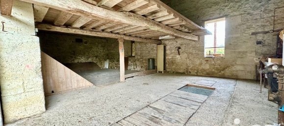 77m² Apartment in Cannes, France No. 157237 2