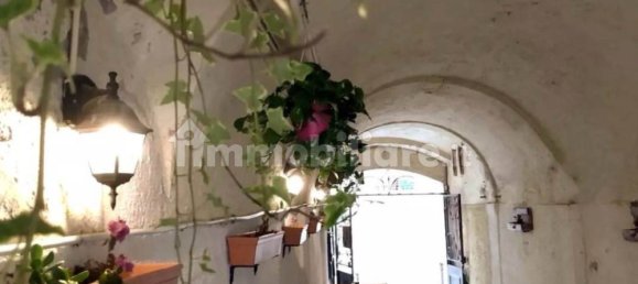 Коммерческая недвижимость с 2 комнатами в Кальяри, Италия № 49823 4