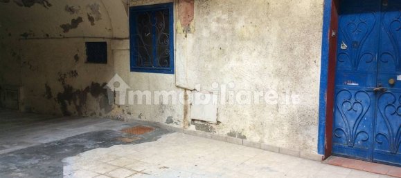 Коммерческая недвижимость с 2 комнатами в Кальяри, Италия № 49823 9