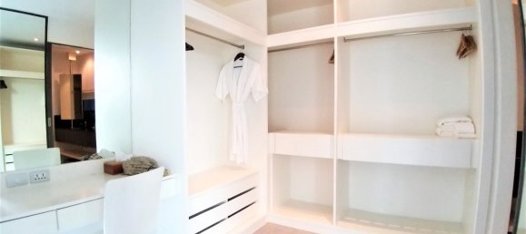 5 bedrooms Villa in Bang Tao, Thailand No. 5960 6