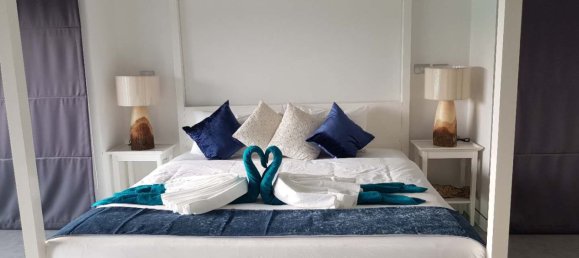 5 bedrooms Villa in Bang Tao, Thailand No. 5960 10