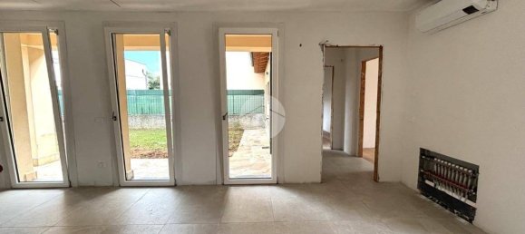 Квартира с 2 спальнями в Трескоре Бальнеарио, Италия № 288101 8