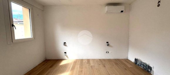 Квартира с 2 спальнями в Трескоре Бальнеарио, Италия № 288101 10