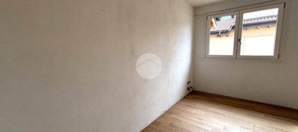 Квартира с 2 спальнями в Трескоре Бальнеарио, Италия № 288101 11