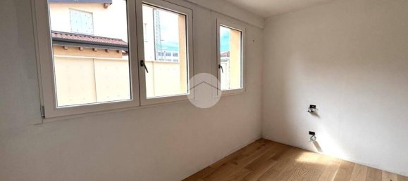 Квартира с 2 спальнями в Трескоре Бальнеарио, Италия № 288101 13