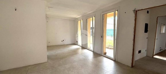 Квартира с 2 спальнями в Трескоре Бальнеарио, Италия № 288101 2