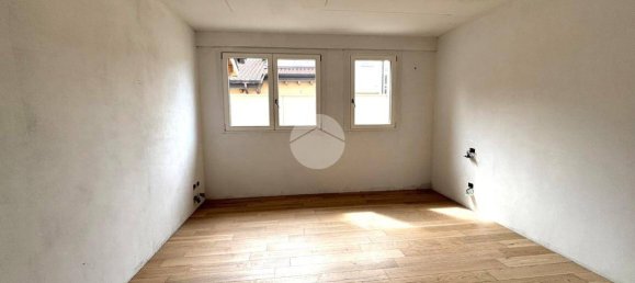 Квартира с 2 спальнями в Трескоре Бальнеарио, Италия № 288101 3