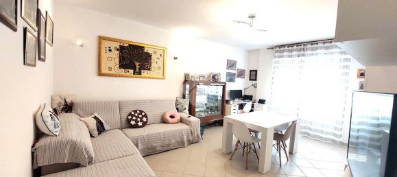 3 Schlafzimmer Wohnung in Ferrara, Italy, Nr. 356138 4