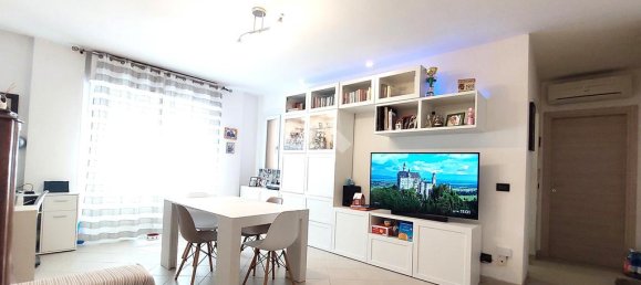 3 Schlafzimmer Wohnung in Ferrara, Italy, Nr. 356138 3