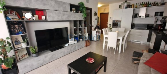 2 rooms Apartment in Magenta, Italy No. 145052 8