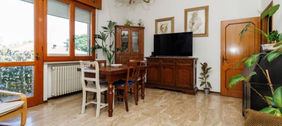 Apartamento de 6 dormitorios en Cesena, Italy No. 347751 10