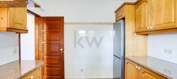 Villa de 2 dormitorios en Colares, Portugal No. 138361 20