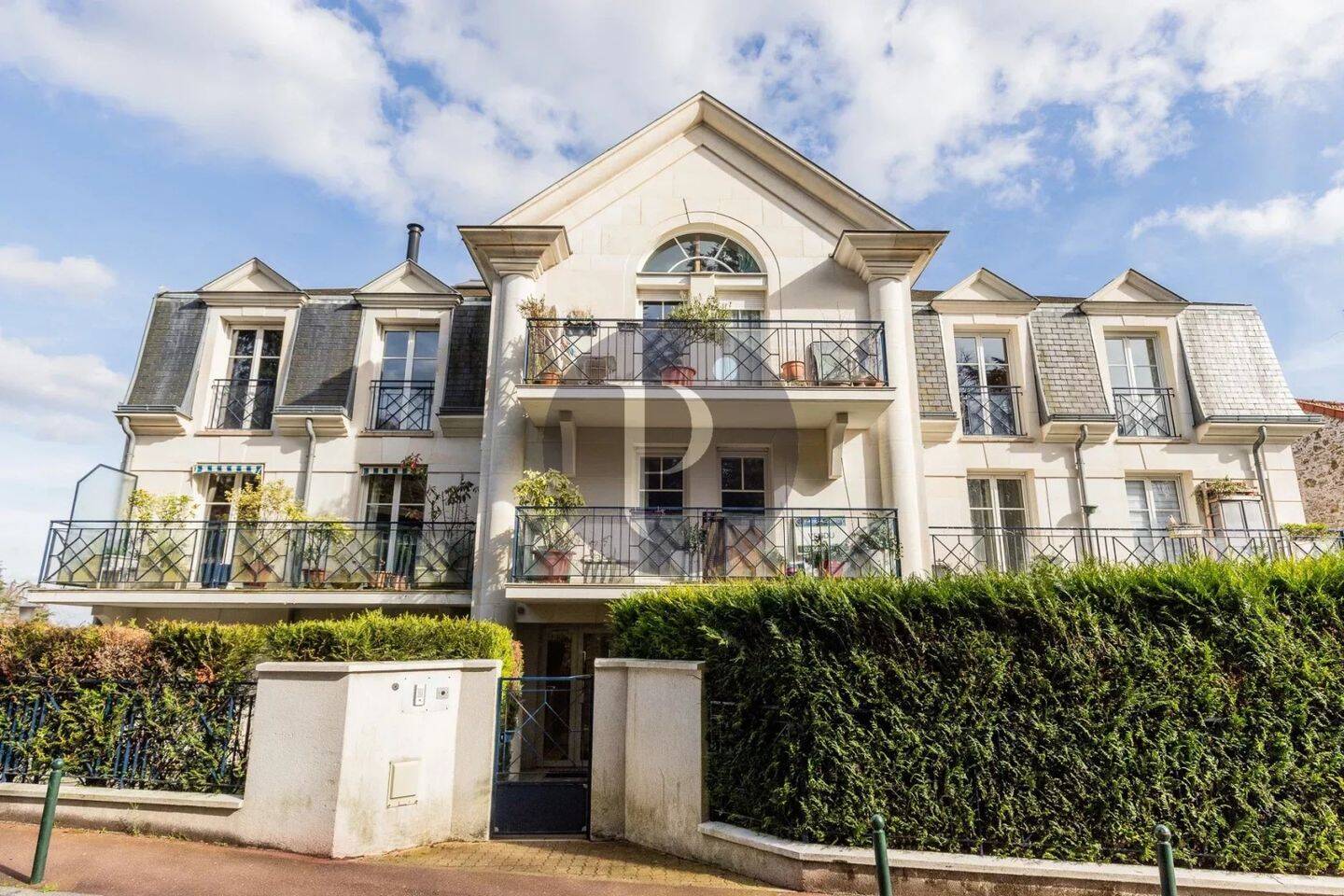 1 chambre Appartement à Le Plessis-Robinson, France No. 178943