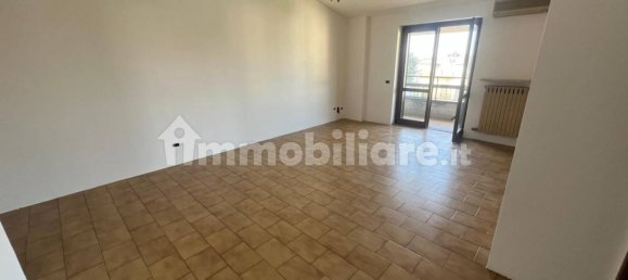Apartamento T3 em Romano di Lombardia, Italy N.º 208825 2