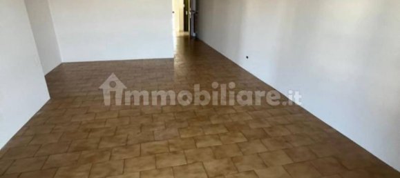 Apartamento T3 em Romano di Lombardia, Italy N.º 208825 26