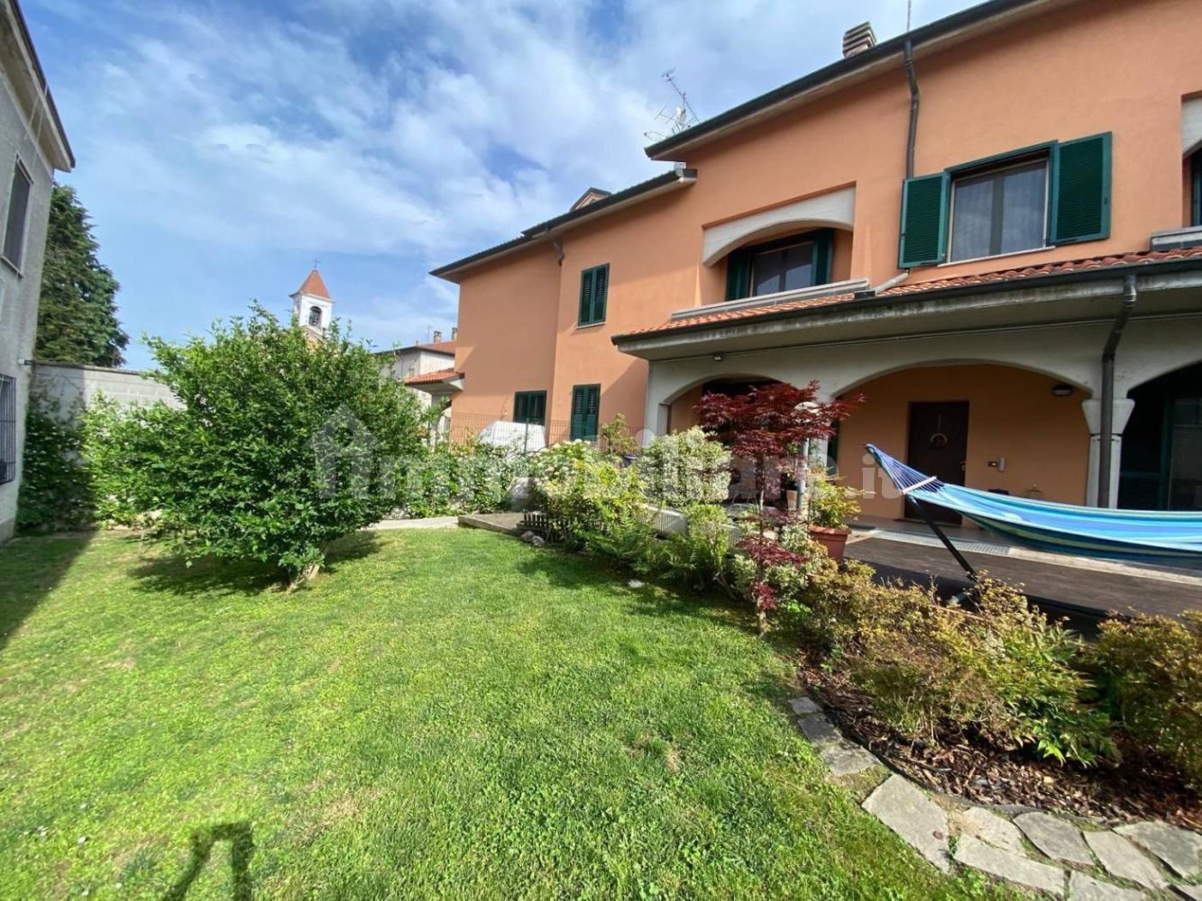 Casa de 4 dormitorios en Zibido San Giacomo, Italy No. 360451