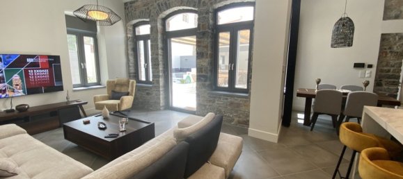 3 bedrooms House in Neapoli, Greece No. 9010 17