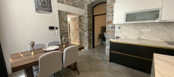 3 bedrooms House in Neapoli, Greece No. 9010 8