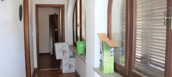 8 rooms House in Santo Stefano Belbo, Italy No. 165564 33