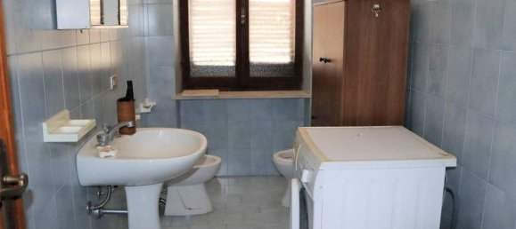 8 rooms House in Santo Stefano Belbo, Italy No. 165564 26