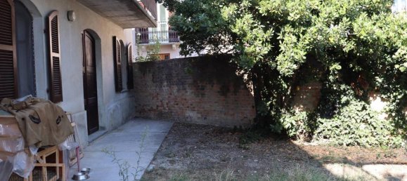 8 rooms House in Santo Stefano Belbo, Italy No. 165564 36