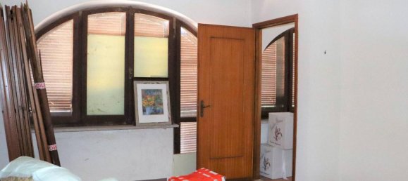 8 rooms House in Santo Stefano Belbo, Italy No. 165564 32